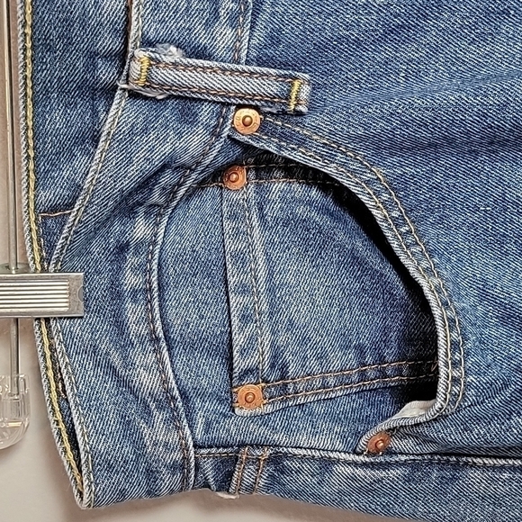 Levi's 505 - Picture 3 of 8